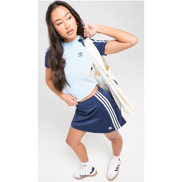 NEW ADIDAS ORIGINALS Adicolor 3-Stripe Mini Skirt Size LARGE Night Indigo Blue - Picture 1 of 7
